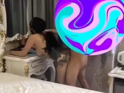 Clip sex Linh Miu xăm trổ đụ tập thể